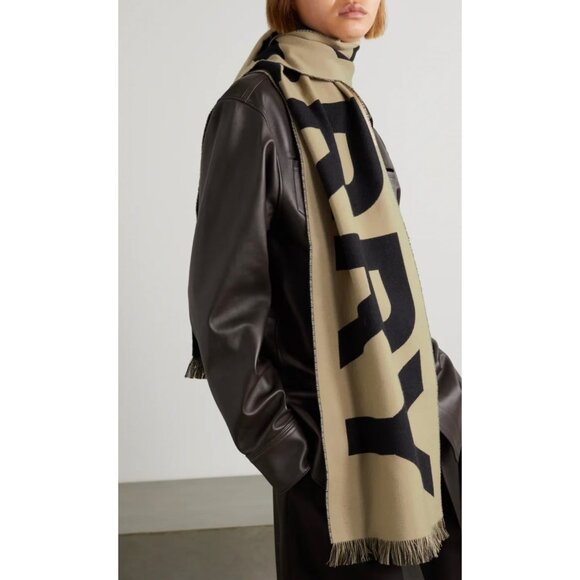 Burberry Text Wool Football Scarf Archive Beige Black 188*33cm 8057147 - Picture 1 of 8